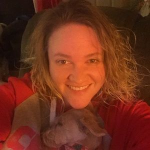 Meet your Posher, Jenn